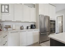 4 - 2215 CALLINGHAM DRIVE - 11
