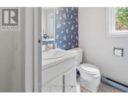 32 - 159 SANDRINGHAM CRESCENT - 15