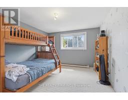 32 - 159 SANDRINGHAM CRESCENT - 19