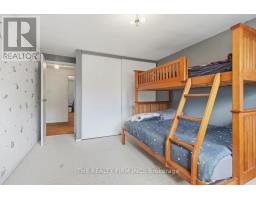 32 - 159 SANDRINGHAM CRESCENT - 20