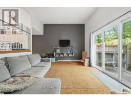32 - 159 SANDRINGHAM CRESCENT - 6