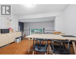 32 - 159 SANDRINGHAM CRESCENT - 9