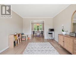 7006 DIANE CRESCENT - 8