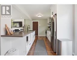 15 NORTH ALMOND PLACE - 17