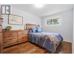 15 NORTH ALMOND PLACE - 22