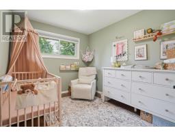15 NORTH ALMOND PLACE - 24