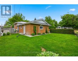 15 NORTH ALMOND PLACE - 40