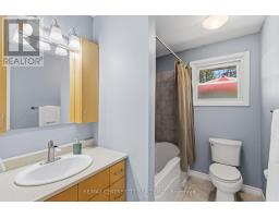 639 DUNBOYNE CRESCENT - 23