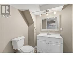 639 DUNBOYNE CRESCENT - 35