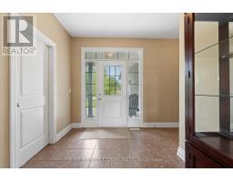 598 BENNETT CRESCENT - 4