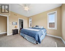 598 BENNETT CRESCENT - 9