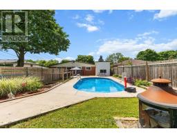 52 ALMOND ROAD - 39