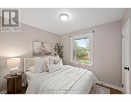 264 RIDGEWOOD CRESCENT - 13