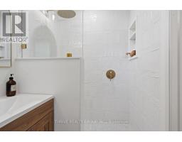 744 BARCLAY ROAD - 24