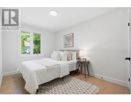 744 BARCLAY ROAD - 26