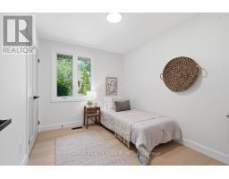 744 BARCLAY ROAD - 28