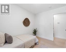 744 BARCLAY ROAD - 29