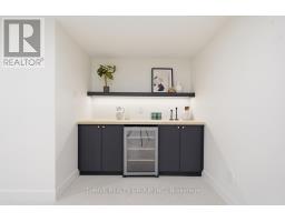 744 BARCLAY ROAD - 42