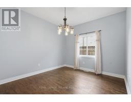 989 ROULSTON CRESCENT - 23