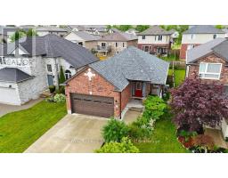 989 ROULSTON CRESCENT - 39