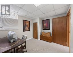 14 RAVEN AVENUE - 30