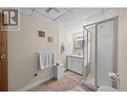 14 RAVEN AVENUE - 31