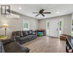 30 QUEEN STREET W - 5