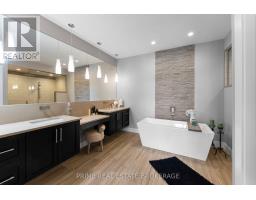 34 ERIN PLACE - 25