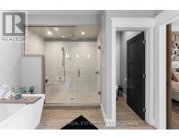 34 ERIN PLACE - 26