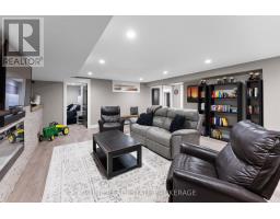 34 ERIN PLACE - 30