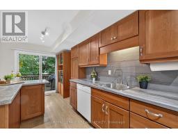 34 - 810 MAITLAND STREET - 13