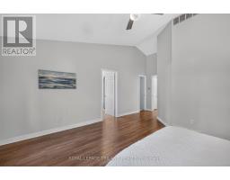 34 - 810 MAITLAND STREET - 21