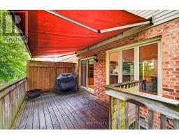 34 - 810 MAITLAND STREET - 37