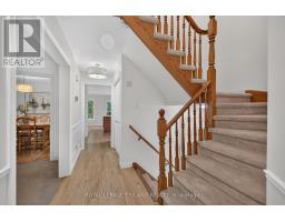 34 - 810 MAITLAND STREET - 5