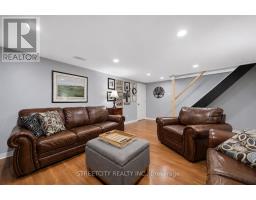 862 MONTROSE STREET - 17