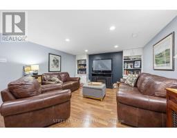 862 MONTROSE STREET - 19