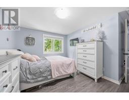 862 MONTROSE STREET - 27
