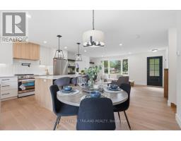 110 ST LAWRENCE BOULEVARD - 18