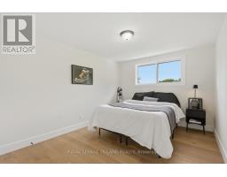 110 ST LAWRENCE BOULEVARD - 22