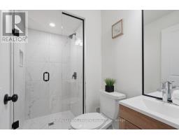 110 ST LAWRENCE BOULEVARD - 26
