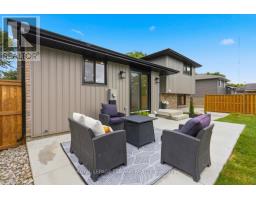 110 ST LAWRENCE BOULEVARD - 33