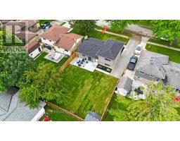 110 ST LAWRENCE BOULEVARD - 38