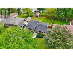 110 ST LAWRENCE BOULEVARD - 41