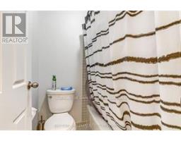 214 - 300 EVERGLADE CRESCENT - 17
