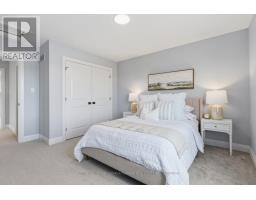 LOT No.29 - 95 DEARING DRIVE - 32