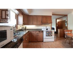 802 PHYLLIS STREET - 4
