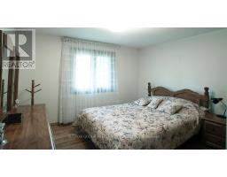 802 PHYLLIS STREET - 8