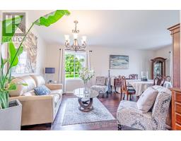 147 PLYMOUTH COURT - 9