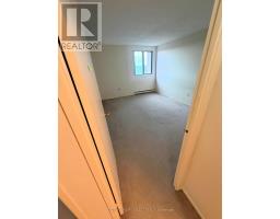 810 - 600 GRENFELL DRIVE - 17