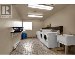 212 - 1447 HURON STREET - 14